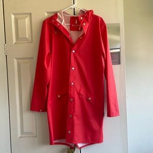 RAINS brand Unisex Rain Jacket Size X/S in Red